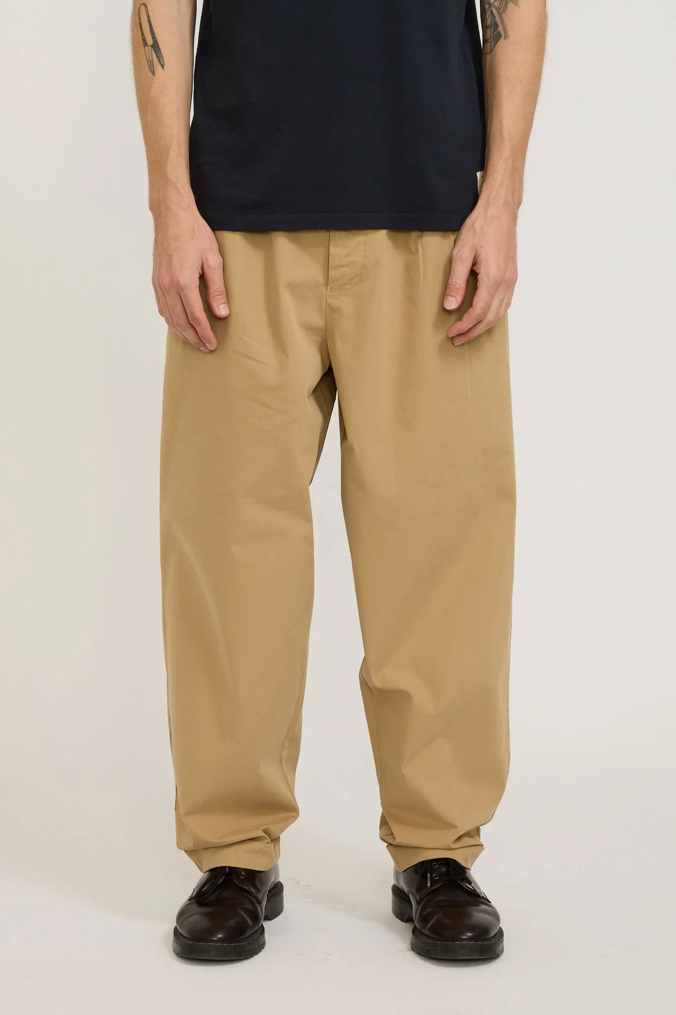 GOOD BASICS | Relaxed Fit Pleated Front Pants Khaki