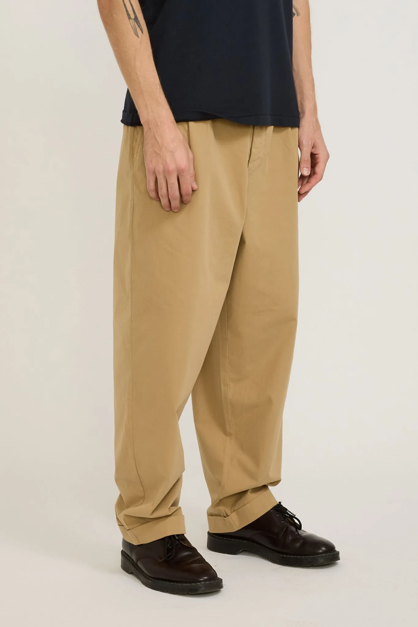 GOOD BASICS | Relaxed Fit Pleated Front Pants Khaki