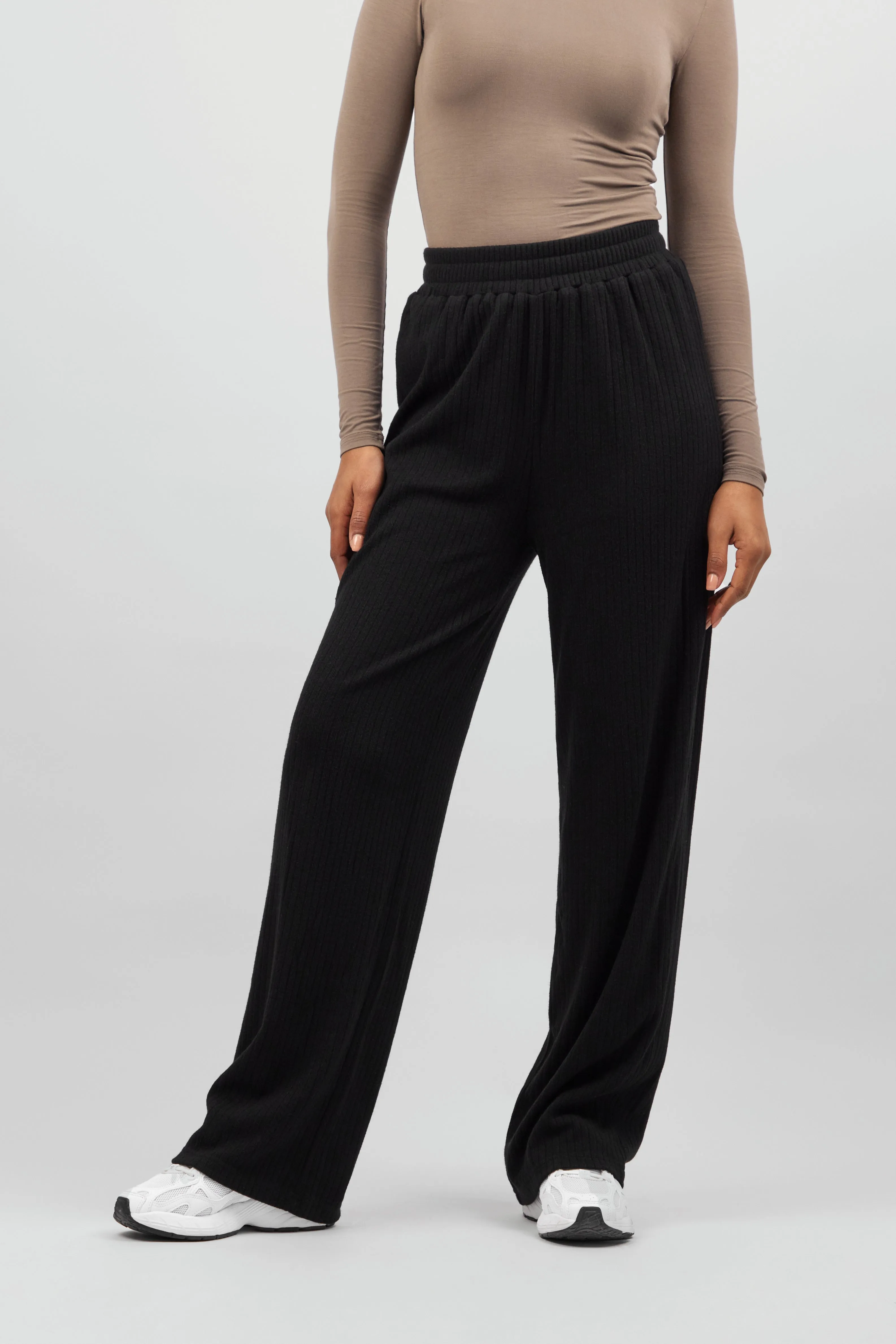 Knit Relaxed Fit Pants - Black