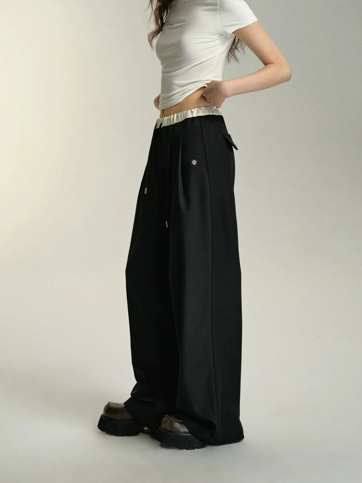 Relaxed Fit Drawstring Waist Wide Leg Pants